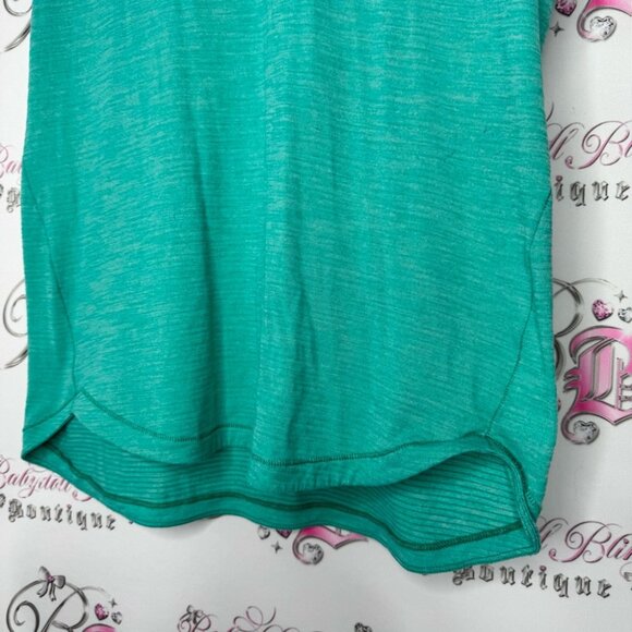 Lululemon tshirt blue green striped stretchy open hanging hangable top - Picture 4 of 9